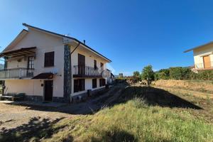 CASA SEMINDIPENDENTE A CARTOSIO