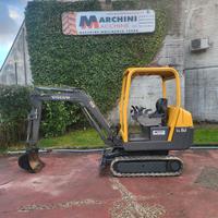 Miniescavatore usato Volvo EC15B