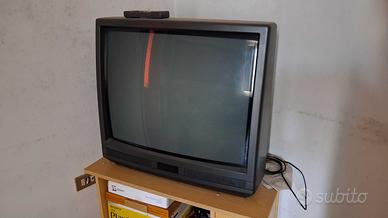 TV a colori Mivar a tubo catodico 28"