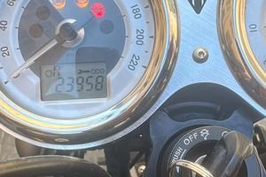 Triumph Thruxton 1200r