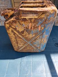 tanica benzina vintage