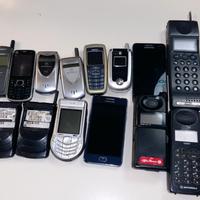 Cellulari vintage anni 90 startac motorola nokia