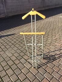 Portabiti da camera pieghevole ‘Bonaldo ‘