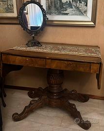 Tavolo in legno allungabile da entrabi i lati 