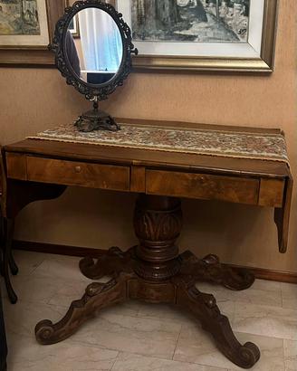 Tavolo in legno allungabile da entrabi i lati 