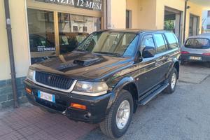 Mitsubishi Pajero 2.5 TDI 4X4 Sport