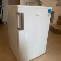 Congelatore verticale Candy CCTUS 544WH