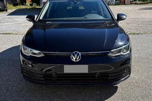 VW Golf 8 2.0 TDI 150 CV DSG Life