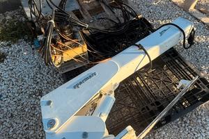 Gru telescopica per barca