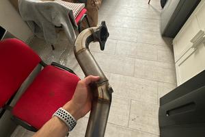 Downpipe Audi a1