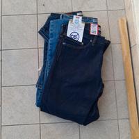 Pacchetto pantaloni jeans Carrera