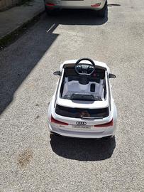 Macchina a batteria Audi