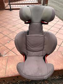 Seggiolino auto bambino- gruppo 2/4