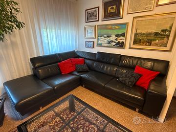 Divano in vera pelle