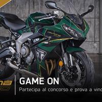 Triumph Daytona 660 Royal Chrome Green/Gold SKDA