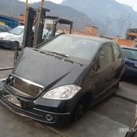 MERCEDES CLASSE A 2.0 TD 2010 640940  PER RICAMBI