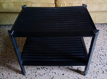 Tavolino in plastica leggera a due livelli