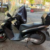 Honda sh