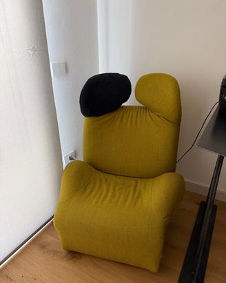 Poltrona Iconica Cassina "Wink" – Design Toshiyuki