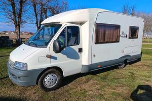 CAMPER SEMI INTEGRALE