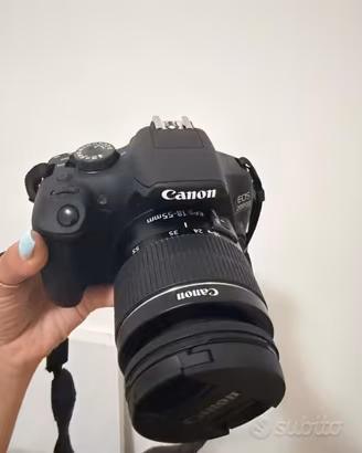 📸 Canon EOS 2000D – Kit Completo – Pari al Nuovo