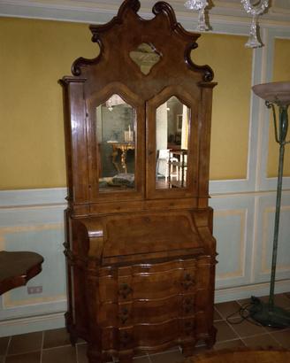 Trumeau anni 60 in noce con specchi e ribalta