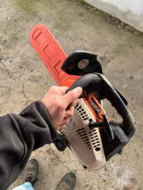 Motosega stilh piccolina non funzionante