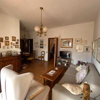 Appartamento con ampia terrazza a livello