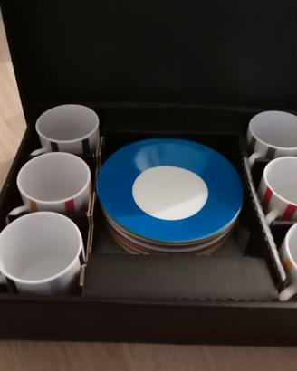 Servizio di Tazzine poltrone e sofa