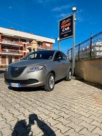 Lancia Ypsilon 0.9 TwinAir 85 CV 5 porte Metano Ec