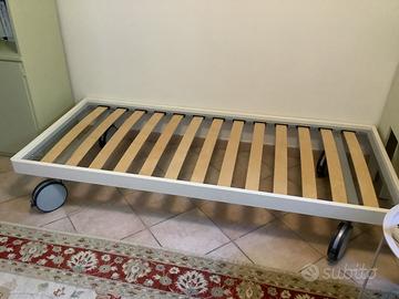 Letto singolo con ruote