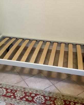 Letto singolo con ruote