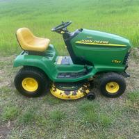 Trattorino LT John Deere  usato