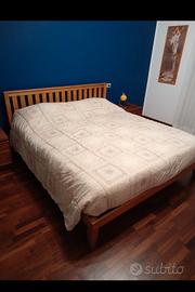 Letto matrimoniale in legno massello 160x190