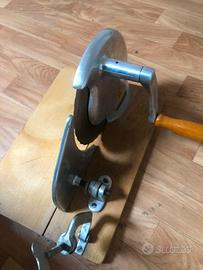 Affettatrice manuale vintage Made in Germany