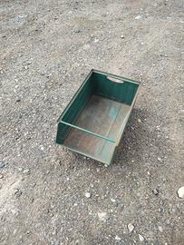 contenitori in metallo 