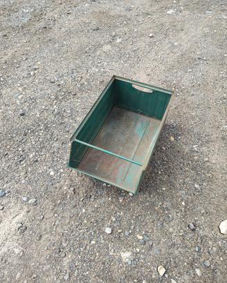 contenitori in metallo 