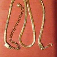 Catena color oro stile vintage