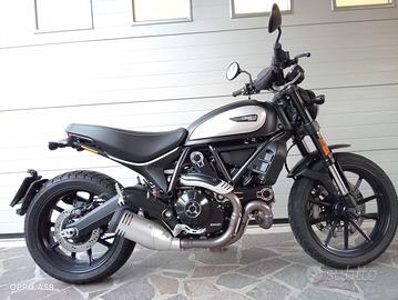 Ducati Scrambler 800 Icon dark 2020