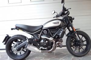 Ducati Scrambler 800 Icon dark 2020