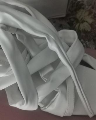 scarpe da donna ad intreccio 