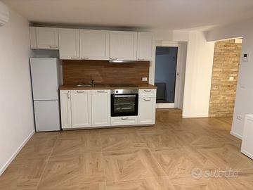 Monolocale ristrutturato