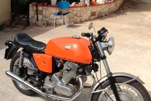 Laverda sf750