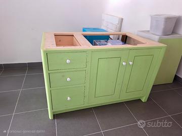 Mobile bagno artigianale in abete 
