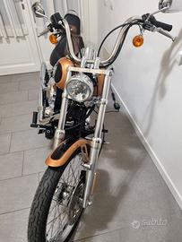 Harley Davidson Softail Custom 1584 FXSTC 105Th An