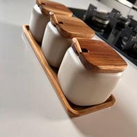 Set contenitori in ceramica e legno