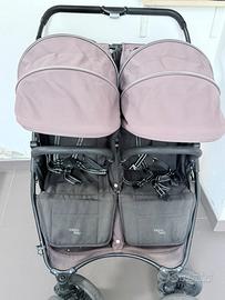 Passeggino gemellare