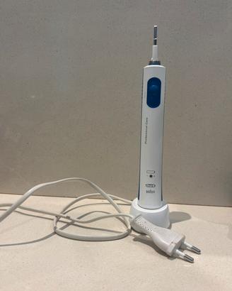 Spazzolino elettrico oral b