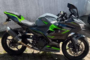 Kawasaki Ninja 400