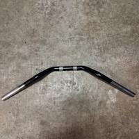 manubrio Harley Davidson 883 iron